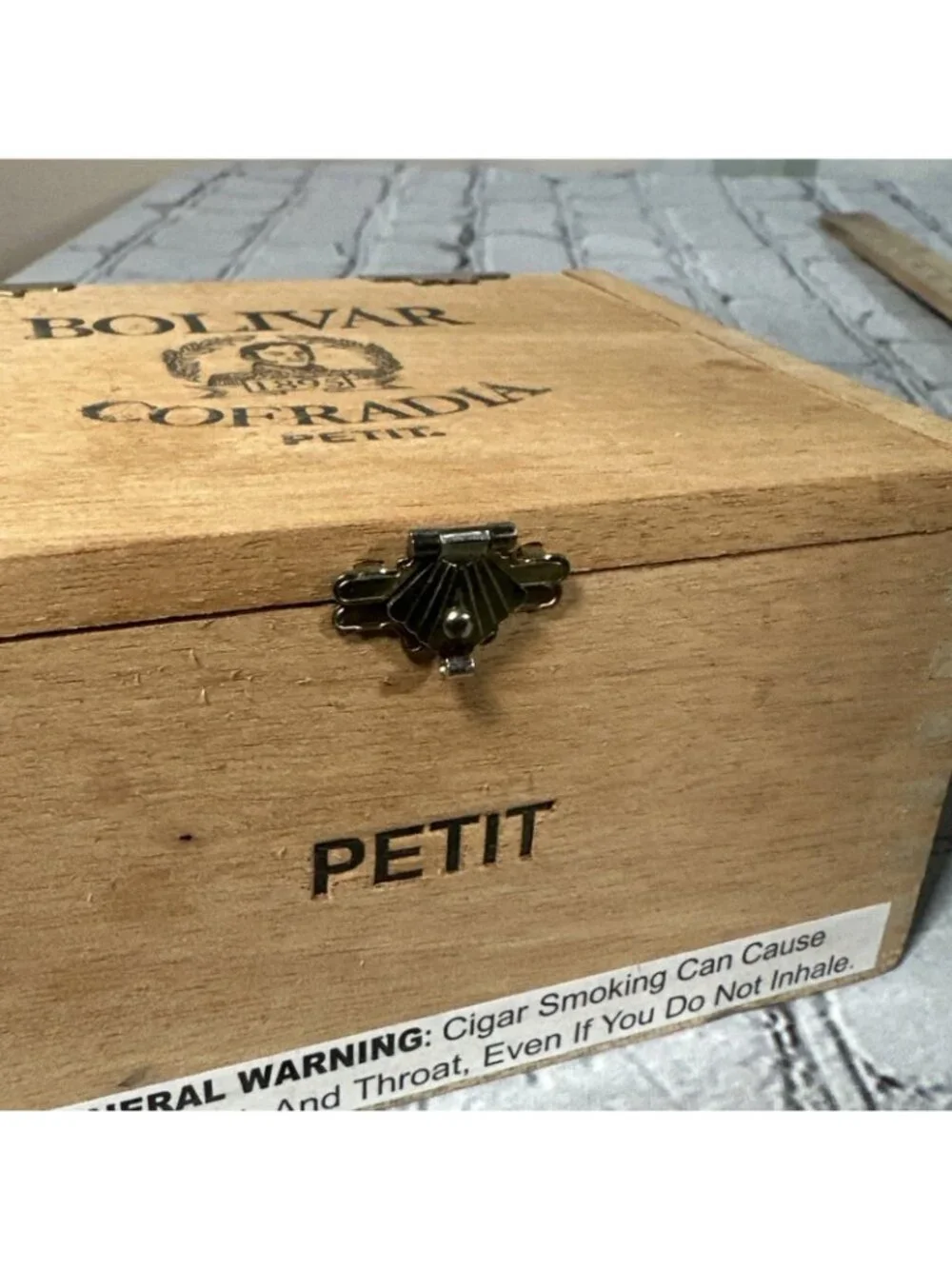 Bolivar Cofradia Petit Empty Wood Cigar Box 5